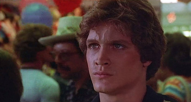 Robin (Andrew Stevens) unleashes deadly destruction at an amusement park.